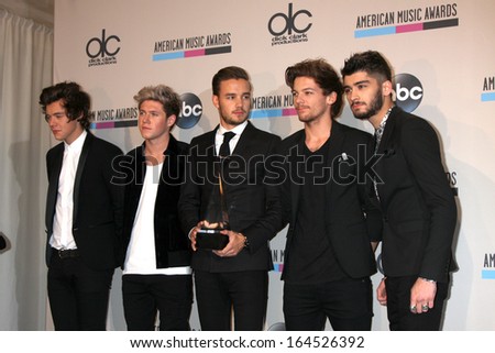LOS ANGELES - NOV 24:  Harry Styles, Niall Horan, Liam Payne, and Louis Tomlinso at the 2013 American Music Awards Press Room at Nokia Theater on November 24, 2013 in Los Angeles, CA