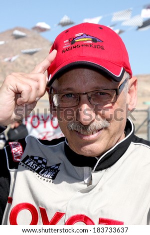 LOS ANGELES - MAR 15:  Dr. William Pinsky at the Toyota Grand Prix of Long Beach Pro-Celebrity Race Training at Willow Springs International Speedway on March 15, 2014 in Rosamond, CA