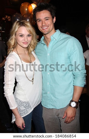 LOS ANGELES - MAR 25:  Hunter King, Matthew Atkinson at the Young and Restless 41st Anniversary Cake at CBS Television City on March 25, 2014 in Los Angeles, CA
