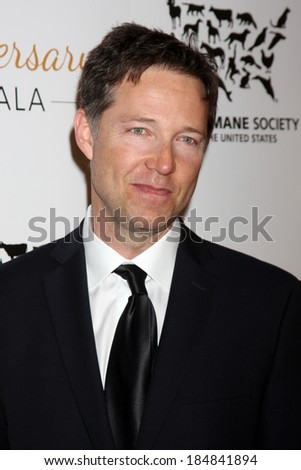 LOS ANGELES - MAR 29:  George Newbern at the Humane Society Of The United States 60th Anniversary Gala at Beverly Hilton Hotel on March 29, 2014 in Beverly Hills, CA
