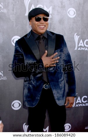 LAS VEGAS - APR 6:  LL Cool J at the 2014 Academy of Country Music Awards - Arrivals at MGM Grand Garden Arena on April 6, 2014 in Las Vegas, NV