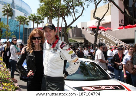 LOS ANGELES - APR 12:  Amy Purdy, Phil Keoghan at the Long Beach Grand Prix Pro/Celeb Race Day at the Long Beach Grand Prix Race Circuit on April 12, 2014 in Long Beach, CA