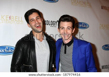 LOS ANGELES - APR 17:  Josh Peck, Drake Bell Drake Bell\'s Album Release Party for \