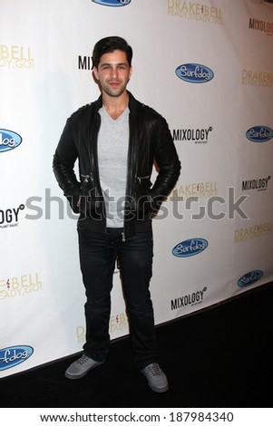 LOS ANGELES - APR 17:  Josh Peck at the  Drake Bell\'s Album Release Party for \