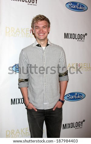 LOS ANGELES - APR 17:  Kenton Duty at the  Drake Bell\'s Album Release Party for \