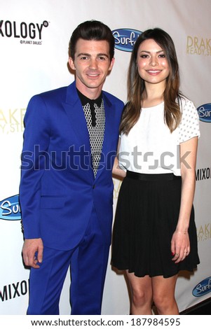LOS ANGELES - APR 17:  Drake Bell, Miranda Cosgrove at the Drake Bell\'s Album Release Party for \