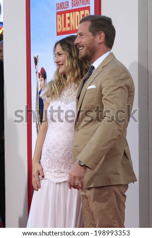 LOS ANGELES - MAY 21:  Will Kopelman, Drew Barrymore at the \