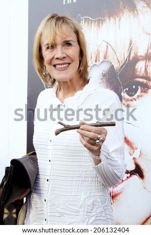 LOS ANGELES - JUL 16:  Catherine E. Coulson at the \'Twin Peaks - The Entire Mystery\' Blu-Ray/DVD Release Party And Screening at the Vista Theater on July 16, 2014 in Los Angeles, CA