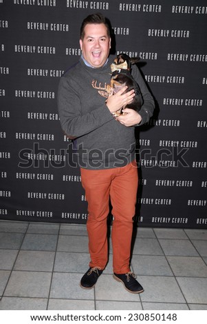 LOS ANGELES - NOV 13:  Ross Mathews at the Holiday Pet Portraits Kick-Off Event at the Beverly Center on November 13, 2014 in Beverly Hills, CA