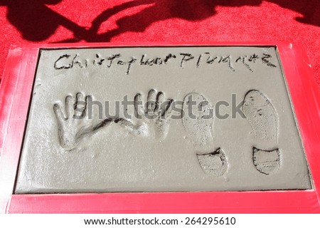 LOS ANGELES - MAR 27:  Christopher Plummer Hand Foot Prints at the Christopher Plummer Hand and Foot Print Ceremony at the TCL Chinese Theater on March 27, 2015 in Los Angeles, CA