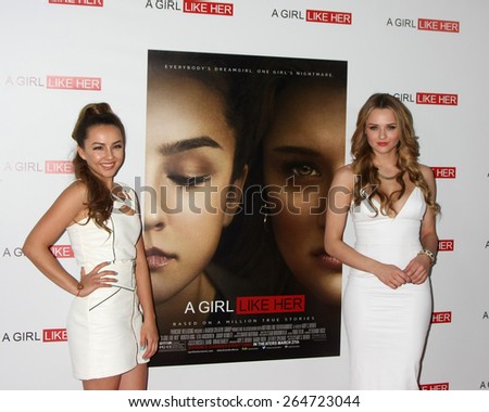 LOS ANGELES - MAR 27:  Lexi Ainsworth, Hunter King at the \