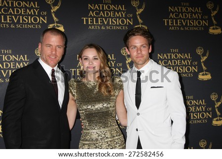 LOS ANGELES - FEB 24:  Sean Carrigan, Hunter King, Lachlan Buchanan at the Daytime Emmy Creative Arts Awards 2015 at the Universal Hilton Hotel on April 24, 2015 in Los Angeles, CA