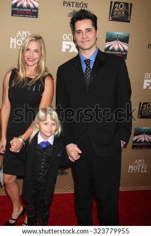 LOS ANGELES - OCT 3:  Lennon Henry, parents at the \