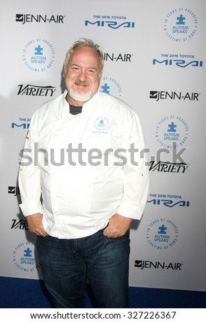 LOS ANGELES - OCT 8:  Art Smith at the Autism Speaks Celebrity Chef Gala at the Barker Hanger on October 8, 2015 in Santa Monica, CA