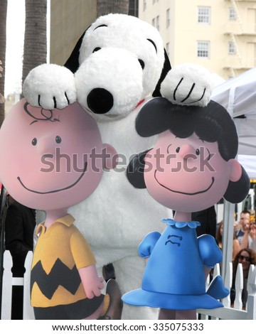 LOS ANGELES - NOV 2:  Charlie Brown, Snoopy, Lucy at the Snoopy Hollywood Walk of Fame Ceremony at the Hollywood Walk of Fame on November 2, 2015 in Los Angeles, CA