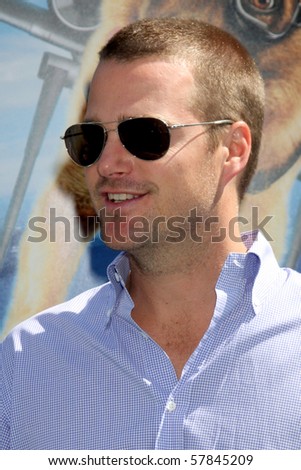 LOS ANGELES - JUL 25:  Chris O\'Donnell arrives at  the \