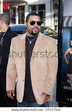 LOS ANGELES - AUG 12:  Ice Cube arrives at the 