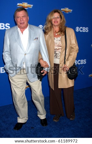 LOS ANGELES - SEP 16:  William Shatner arrives at the CBS Fall Party 2010 at The Colony on September 16, 2010 in Los Angeles, CA
