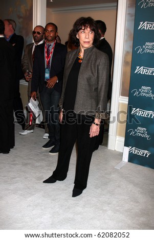 LOS ANGELES - SEP 30:  Lily Tomlin arrives at  Variety's 2nd Annual Power of Women Luncheon at Beverly Hills Hotel on September 30, 2010 in Beverly Hills, CA