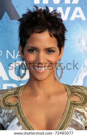 halle berry 2011 naacp. awards erry-naacp halle jan
