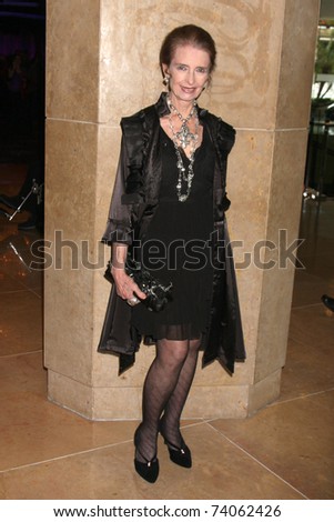 LOS ANGELES - MAR 27:  Margaret O\'Brien arriving at the 25th Annual Professional Dancers Society Gypsy Awards at Beverly Hilton Hotel on March 27, 2011 in Beverly Hills, CA