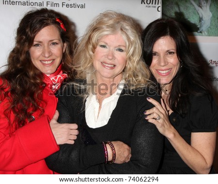 LOS ANGELES - MAR 26:  Joely Fisher, Connie Stevens, Tricia Leigh FIsher arriving at the 