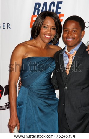 LOS ANGELES - APR 29:  Regina King and son arriving at the 18th Race to Erase MS Event at Century Plaza Hotel on April 29, 2011 in Century City, CA..