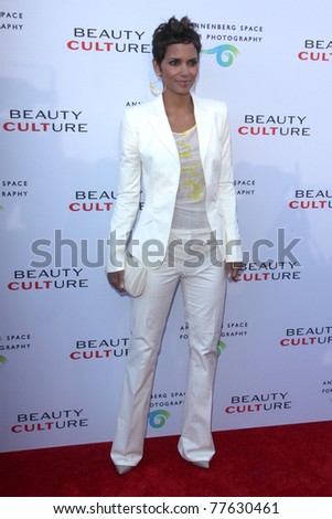 LOS ANGELES - MAY 19:  Halle Berry arriving at the Opening Night of the Beauty Culture Exhibit at The Annenberg Space For Photography on May 19, 2011 in Century City, CA