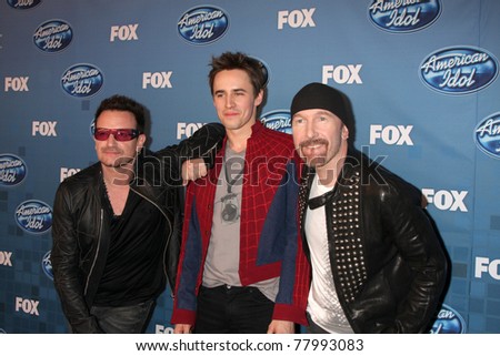 LOS ANGELES - MAY 25:  Bono, Reeve Carney, The Edge. in the 2011 American Idol FInale Press Room at Nokia at LA Live on May 25, 2011 in Los Angeles, CA