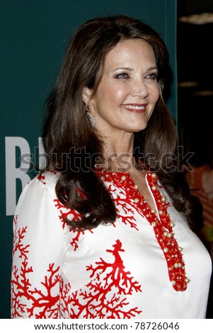 LOS ANGELES - JUN 6:  Lynda Carter at an in-store event promoting her album \