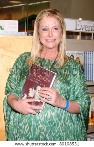 LOS ANGELES - JUN 28:  Kathy Hilton at the Book Signing for \