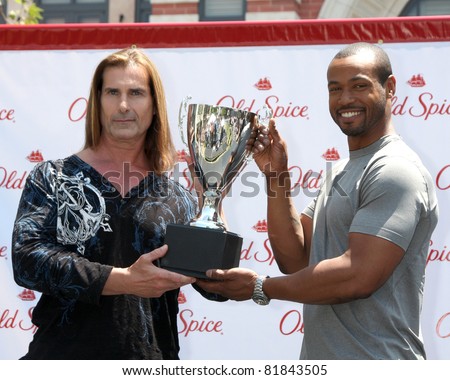 LOS ANGELES - JUL 28:  Fabio, Isaiah Mustafa at a public appearance to promote the Epic Old Spice Challenge  at The Grove on July 28, 2011 in Los Angeles, CA