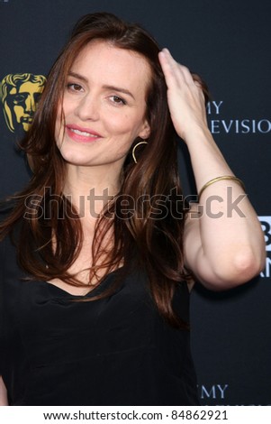 LOS ANGELES - SEP 17:  Saffron Burrows arrives at the 9th Annual BAFTA Los Angeles TV Tea Party. at L\'Ermitage Beverly Hills Hotel on September 17, 2011 in Beverly Hills, CA