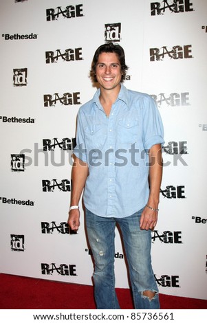 LOS ANGELES - SEPT 30:  Sean Faris arriving at  the RAGE Game Launch at the Chinatown\'s Historical Central Plaza on September 30, 2011 in Los Angeles, CA