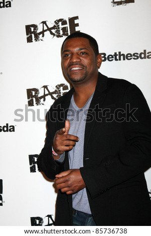 LOS ANGELES - SEPT 30:  Mekhi Phifer arriving at  the RAGE Game Launch at the Chinatown\'s Historical Central Plaza on September 30, 2011 in Los Angeles, CA