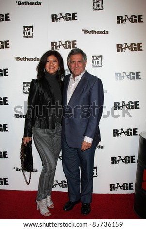 LOS ANGELES - SEPT 30:  Julie Chen, Les Moonves arriving at  the RAGE Game Launch at the Chinatown\'s Historical Central Plaza on September 30, 2011 in Los Angeles, CA