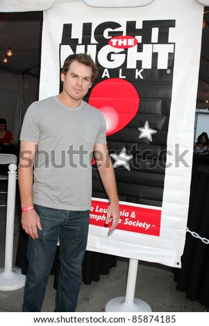 LOS ANGELES - OCT 1:  Michael C Hall arriving at the Light The Night Hollywood Walk 2011 at the Sunset Gower Studios on October 1, 2011 in Los Angeles, CA