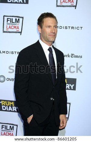 LOS ANGELES - OCT 13:  Aaron Eckhart arriving at the World Premiere of 