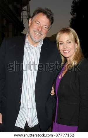 LOS ANGELES - OCT 27:  Jonathan Frakes, Genie Francis arrive at the \