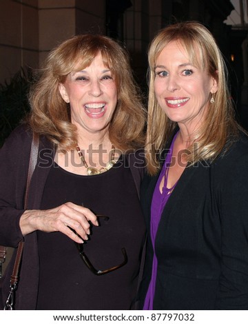 LOS ANGELES - OCT 27:  Denise Alexander, Genie Francis arrives at the \