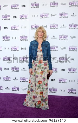 LOS ANGELES - FEB 25:  Laura Dern arrives at the 2012 Film Independent Spirit Awards at the Beach on February 25, 2012 in Santa Monica, CA