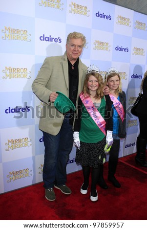 LOS ANGELES - MAR 17:  Christopher McDonald arrives at the \
