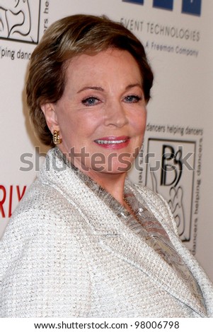 LOS ANGELES - MAR 18:  Julie Andrews arrives at the Professional Dancer\'s Society Gypsy Awards at the Beverly Hilton Hotel on March 18, 2012 in Los Angeles, CA
