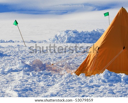 A picture of Antarctic field camp