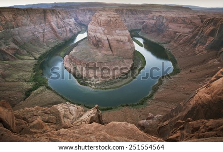 horse shoe bend with Colorado river