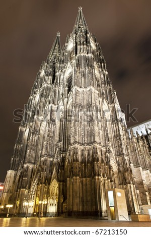 Cologne Dom by day and night with Christmas market