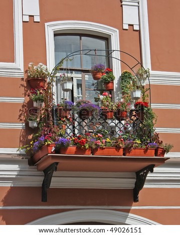 Balkonas. Stock-photo-balcon-with-flowers-49026151