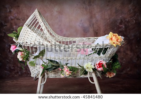 ANTIQUE BABY CARRIAGE PRODUCTS