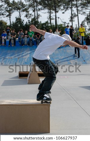 ILHAVO, PORTUGAL - MARCH 16: Unknown skater on a BS nose grind during the Skate Open Ilhavo on March 16, 2008 in Ilhavo, Portugal.