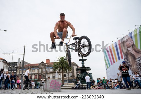 PORTO, PORTUGAL - OCTOBER 12, 2014: Oleksii Chumak during the Art Over Bar x Metro Bikes Oporto Street Jam 2014.